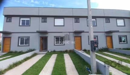 Casa em condomínio - 88m², nova, 3 dormitórios e 1 vaga no bairro Aberta dos Mor