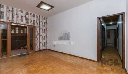 Excelente casa de 150m² com 3 dormitórios e 2 vagas.