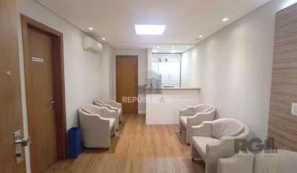 Conjunto/sala - 68 m² - Centro Histórico