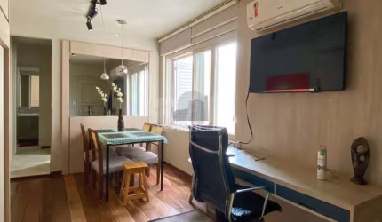 Apartamento mobiliado, localizado no Centro Histórico, próximo ao Cais Embarcade
