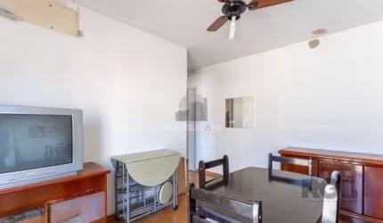 Apartamento no Passo D'areia de 1 dormitório e vaga
