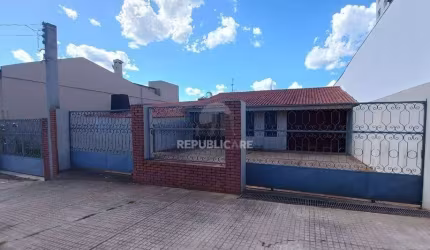 Casa com 2 dormitórios (1 Sendo suíte) por R$ 1.809.000,00 na Rua Coronel Ângelo