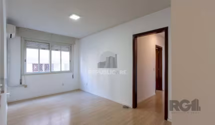 Apartamento | 2 quartos | 65,00m2 | 1 vaga | Bairro Menino Deus