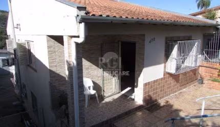 Casa para Venda - 180m², 3 dormitórios, 2 vagas - Jardim Carvalho