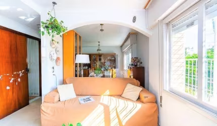 Casa de 424m² no Bairro Chácara Das Pedras