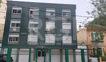 Apartamento com 3 quartos, 2 banheiros, desocupado e 1 vaga!