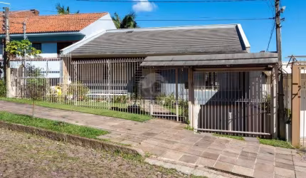 Casa para Venda - 400m², 5 dormitórios, sendo 2 suites, 4 vagas - Vila Assunção
