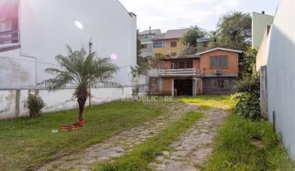 Casa para Venda - 172.54m², 2 dormitórios, sendo 1 suites, 4 vagas - Ipanema