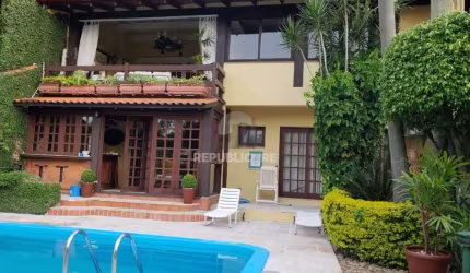 Casa Condominio para Venda - 451m², 5 dormitórios, sendo 3 suites, 4 vagas - San