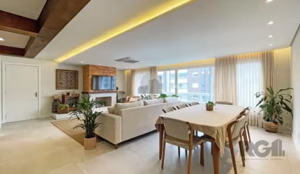 Apartamento para Venda - 159m²,  4 suites, 3 vagas - Menino Deus
