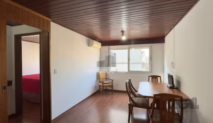 APARTAMENTO 1 DORMITÓRIO COM CHURRASQUEIRA E GARAGEM NO CENTRO HISTÓRICO