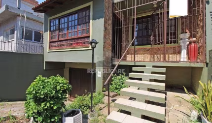 Casa para Venda - 202m², 4 dormitórios, sendo 1 suites, 3 vagas - Petrópolis