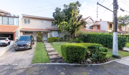 Casa Condominio para Venda - 300m², 4 dormitórios, sendo 2 suites, 2 vagas - Ipa