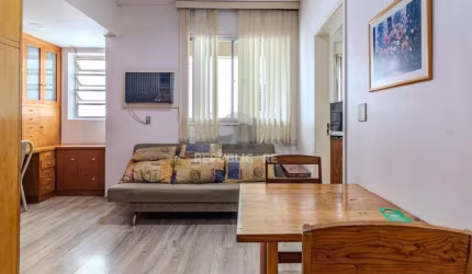 APARTAMENTO DE 50m², MOBILIADO, 1 DORMITÓRIO , 1 VAGA - CENTRO HISTÓRICO