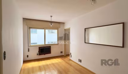 APARTAMENTO SEMIMOBILIADO COM ÓTIMA LOCALIZAÇÃO NO CENTRO HISTÓRICO