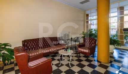 Apartamento 3 dormitórios à venda Centro Histórico Porto Alegre/RS