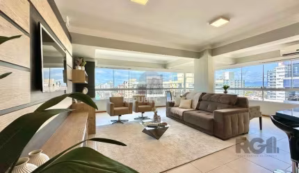 APARTAMENTO À VENDA DE ESQUINA COM VISTA LIBERADA PARA O MAR