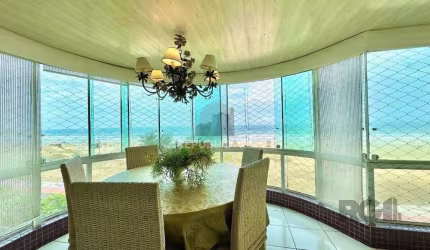 RARIDADE À VENDA  APARTAMENTO BEIRA MAR