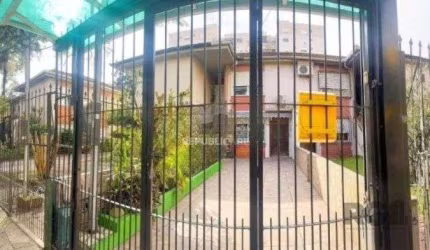 Apartamento 3 dorm., suíte e 2 vagas de garagem