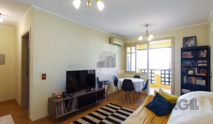 Apartamento 2 dormitórios à venda Santo Antônio Porto Alegre/RS