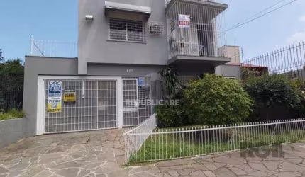 Excelente apartamento com dois dormitorios no bairro cristal
