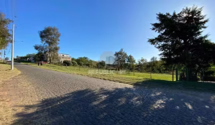 Terreno com mais de 10.000 m2 por R$ 880.000,00 na Rua José Ferrão- Jardins- San