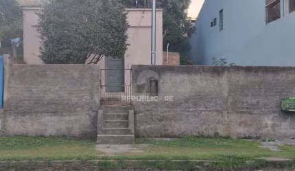Terreno com 300 m² por R$ 350.000,00 na Rua Doutor Hector Acosta nº 202 - Centro