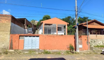 Casa com 2 dormitórios por R$ 350.000,00 na Rua Anaurelino Flores de Oliveria nº