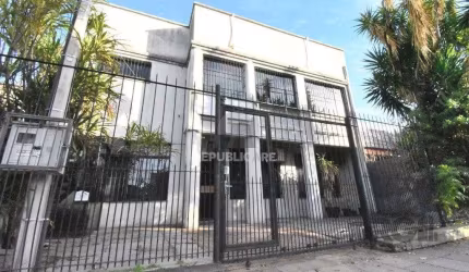 PRÉDIO - 319,00 m² - MENINO DEUS