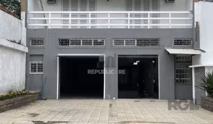 Casa para Venda - 507m², 4 dormitórios, sendo 2 suites, 6 vagas - Cavalhada