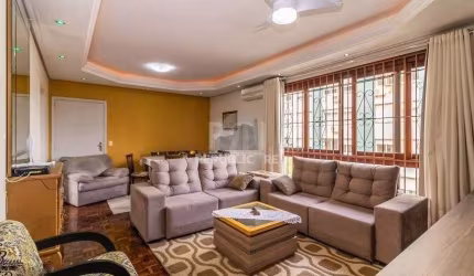 Apartamento 100m² no bairro Farroupilha - semi mobiliado, 3 dormitórios, 1 suíte