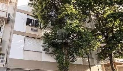 Apartamento 28m² - Semi mobiliado, 1 dormitório no Centro Histórico