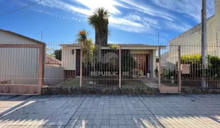 Casa com 3 dormitórios (1 sendo suíte)  por R$ 1.500.000,00 na Rua Tiradentes nº