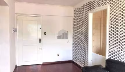 Apartamento 2 dormitórios, próximo ao Instituto de Cardiologia