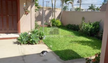 Casa para venda - 196m², 3 dormitórios - Centro de Torres/RS