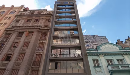 Sala em andar inteiro com 157,44  privativos