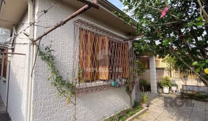 Casa 3 dormitórios à venda Vila São José Porto Alegre/RS
