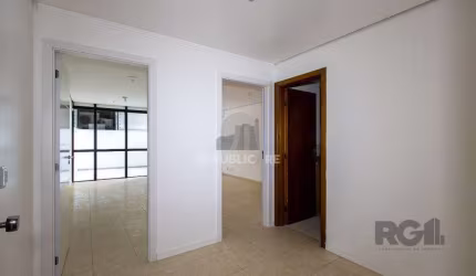 Sala comercial à venda com terraço, banheiro e copa, elevador portaria - Bairro