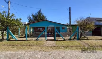 Casa 3 dormitórios à venda Arco Íris Capão da Canoa/RS
