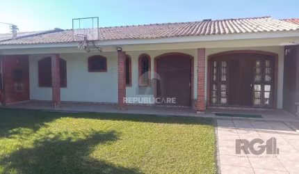 Casa 3 dormitórios à venda Zona Norte Capão da Canoa/RS