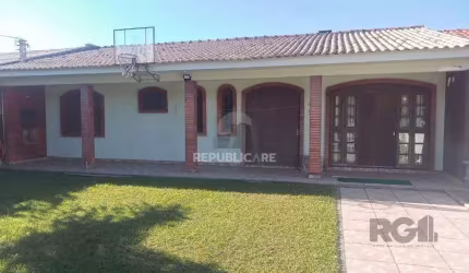 Casa 3 dormitórios à venda Zona Norte Capão da Canoa/RS