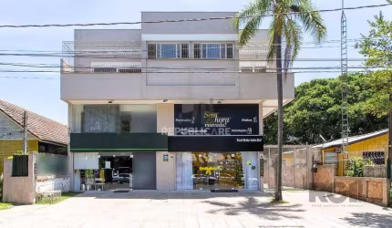 Apartamento excelente no Condomínio Portosul, localizado no bairro Tristeza