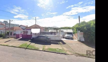 Casa 2 dormitórios à venda Glória Porto Alegre/RS