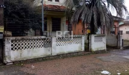 Terreno para Venda com 931m² no Menino Deus