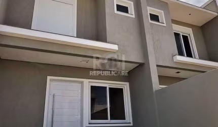 Sobrado para Venda - 117m², 1 dormitório, sendo 1 suites, 2 vagas - Mont Serrat