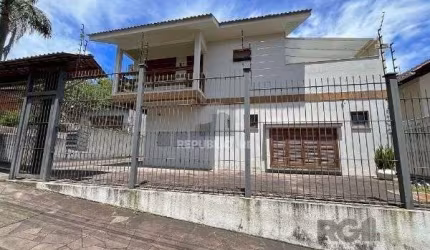 Casa Condominio para Venda - 197m², 3 dormitórios, sendo 1 suites, 2 vagas - Tri