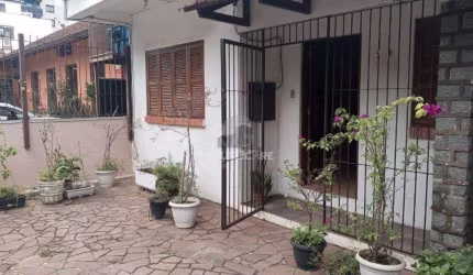 Predio para Venda - 210m², 0 dormitórios, 2 vagas - Petrópolis