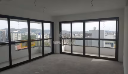Apartamento para Venda - 119.65m², 3 dormitórios, sendo 1 suites, 2 vagas - Petr