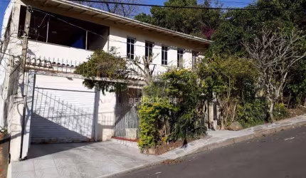 Casa para Venda - 230.45m², 4 dormitórios, sendo 1 suites, 3 vagas - Ponta Gross
