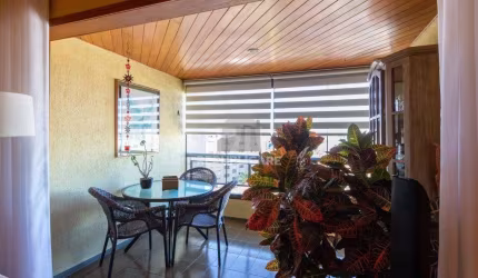 Apartamento para Venda - 104m², 3 dormitórios, sendo 1 suites, 1 vaga - Floresta